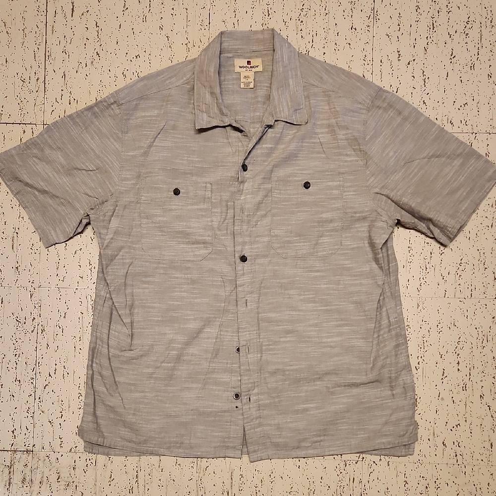 Woolrich Grey Button Down Short Sleeve Casual Dress Shirt